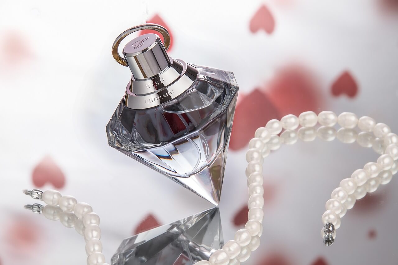 2 Elegant Women\'s Eau de Parfum – Long-Lasting Fragrance - الصورة 3