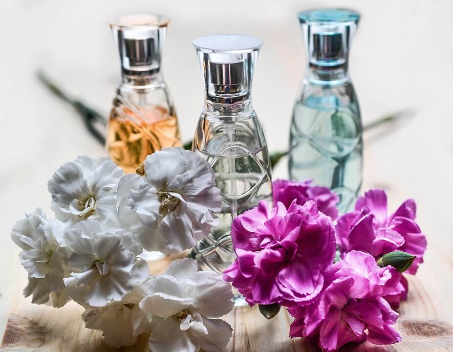 4 Elegant Women\'s Eau de Parfum – Long-Lasting Fragrance