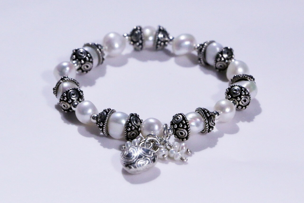 5 Elegant Women’s Bracelet – Stylish & Adjustable - الصورة 5